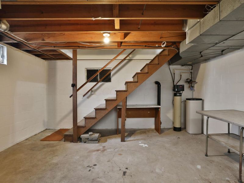 867 Overbrook Service Drive , Columbus, OH 43224 Photo 30