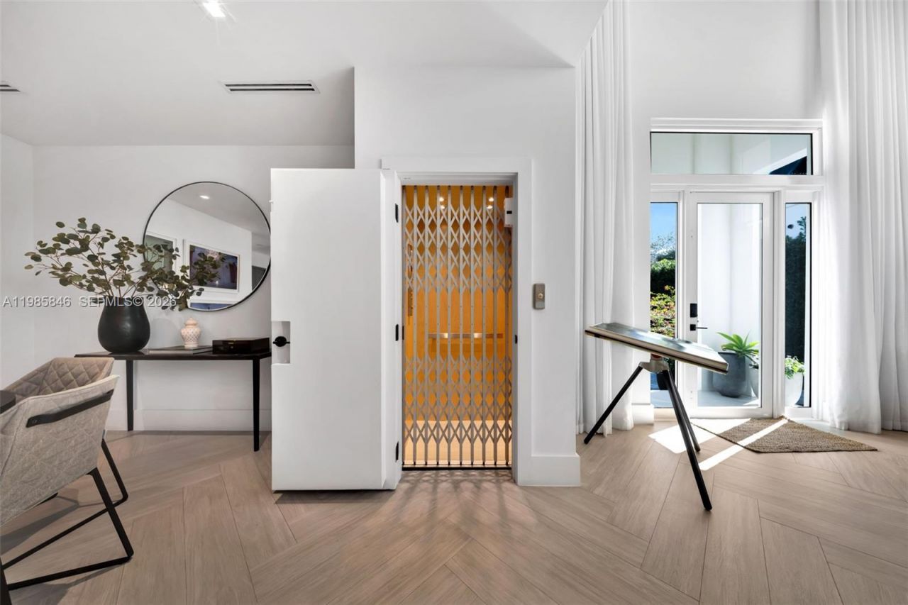 3510 Segovia St, Unit 3510, Coral Gables, FL 33134 Photo