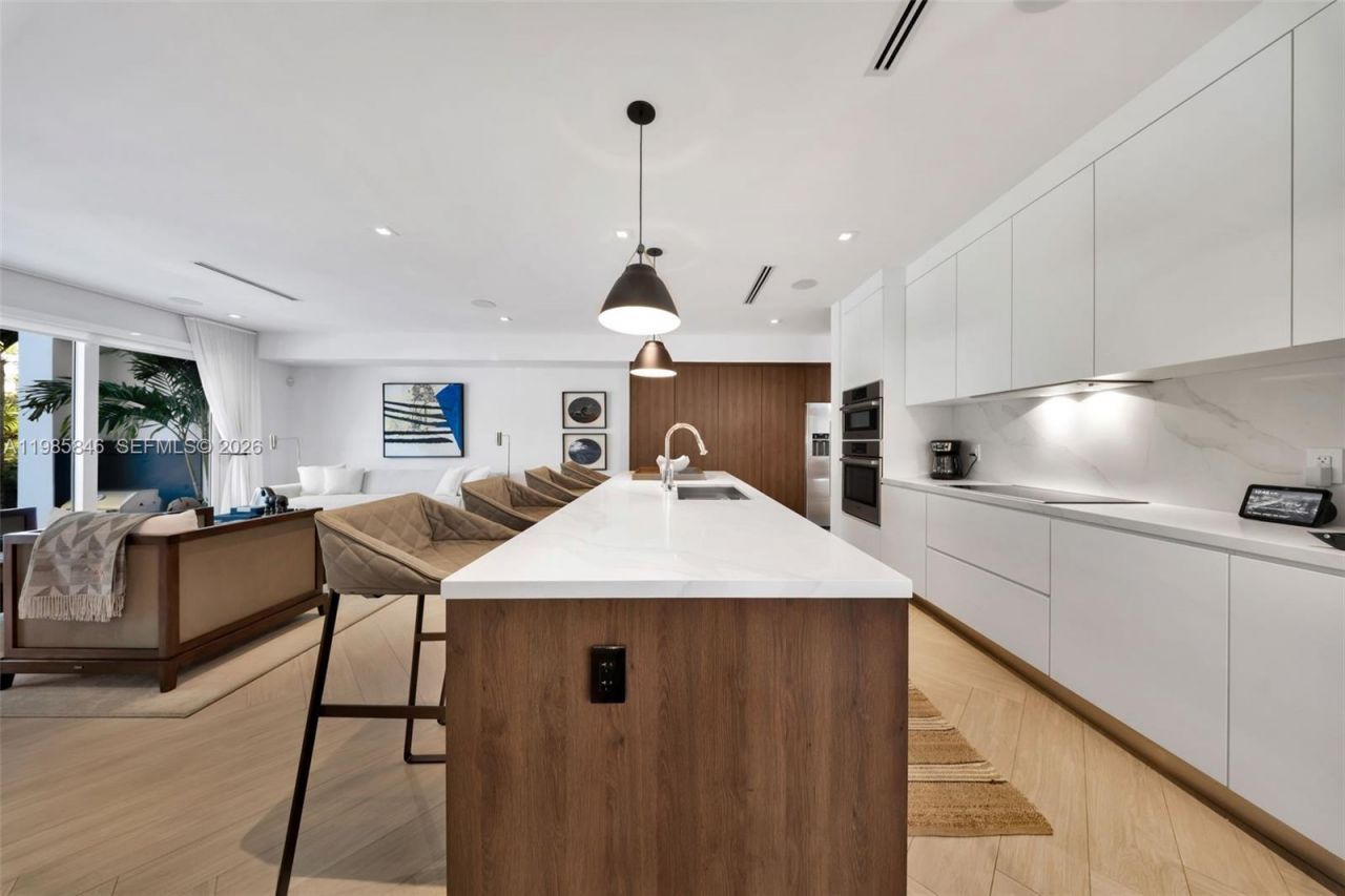 3510 Segovia St , Unit 3510, Coral Gables, FL 33134 Photo