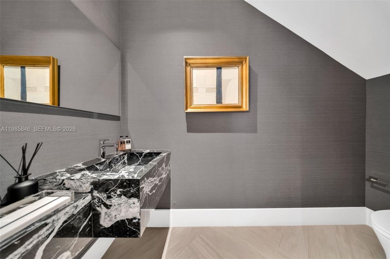 3510 Segovia St, Unit 3510, Coral Gables, FL 33134 Photo