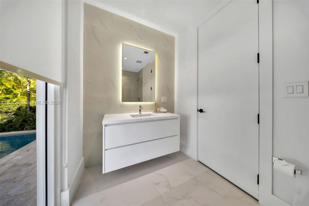 3510 Segovia St, Unit 3510, Coral Gables, FL 33134 Photo