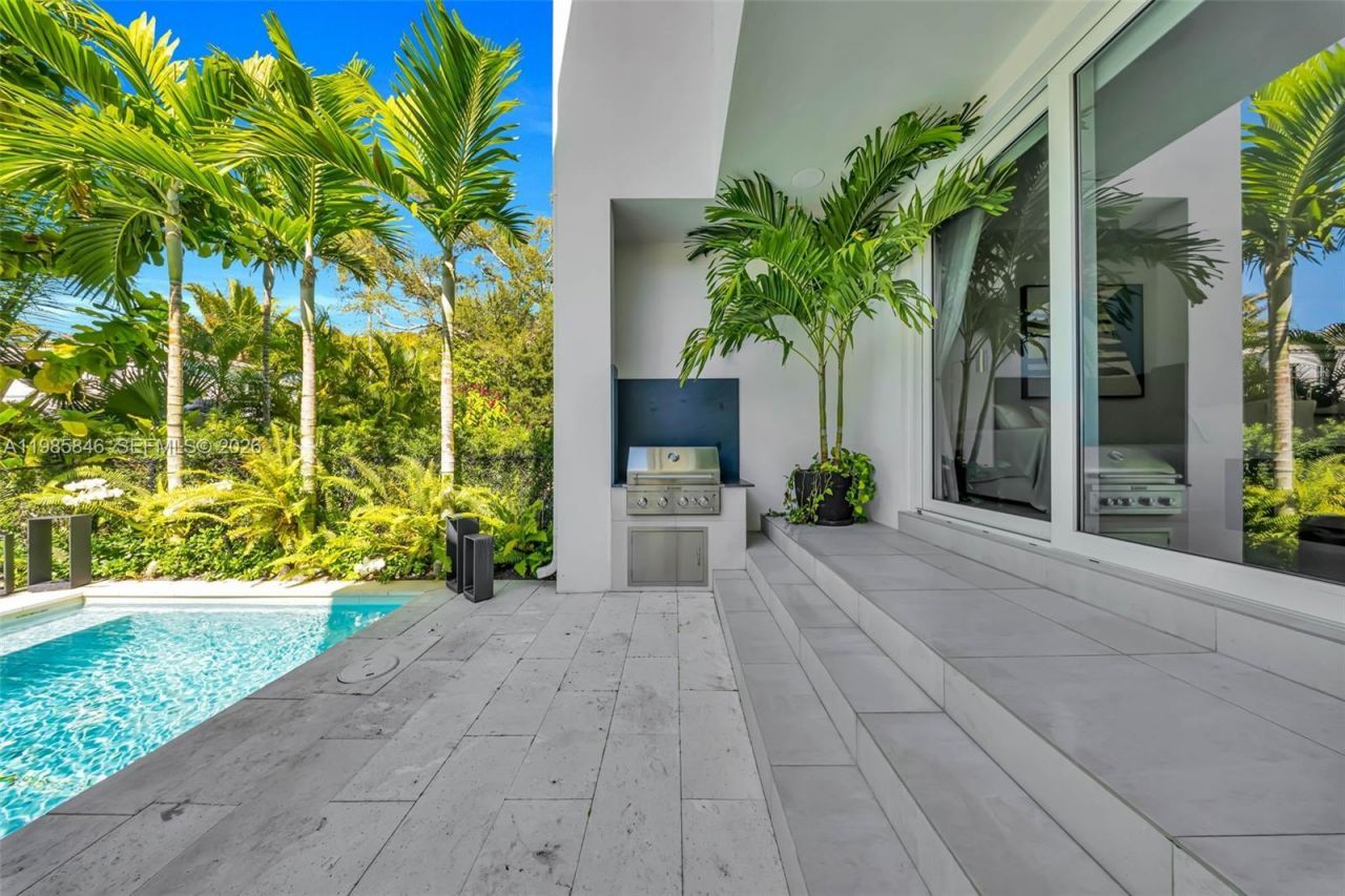 3510 Segovia St, Unit 3510, Coral Gables, FL 33134 Photo