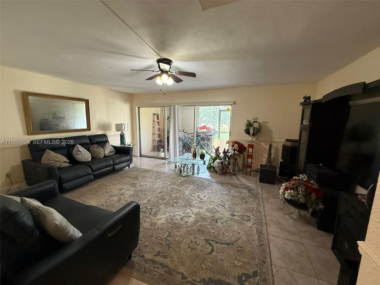 4136 Inverrary Dr, Unit 15C, Lauderhill, FL 33319 Photo