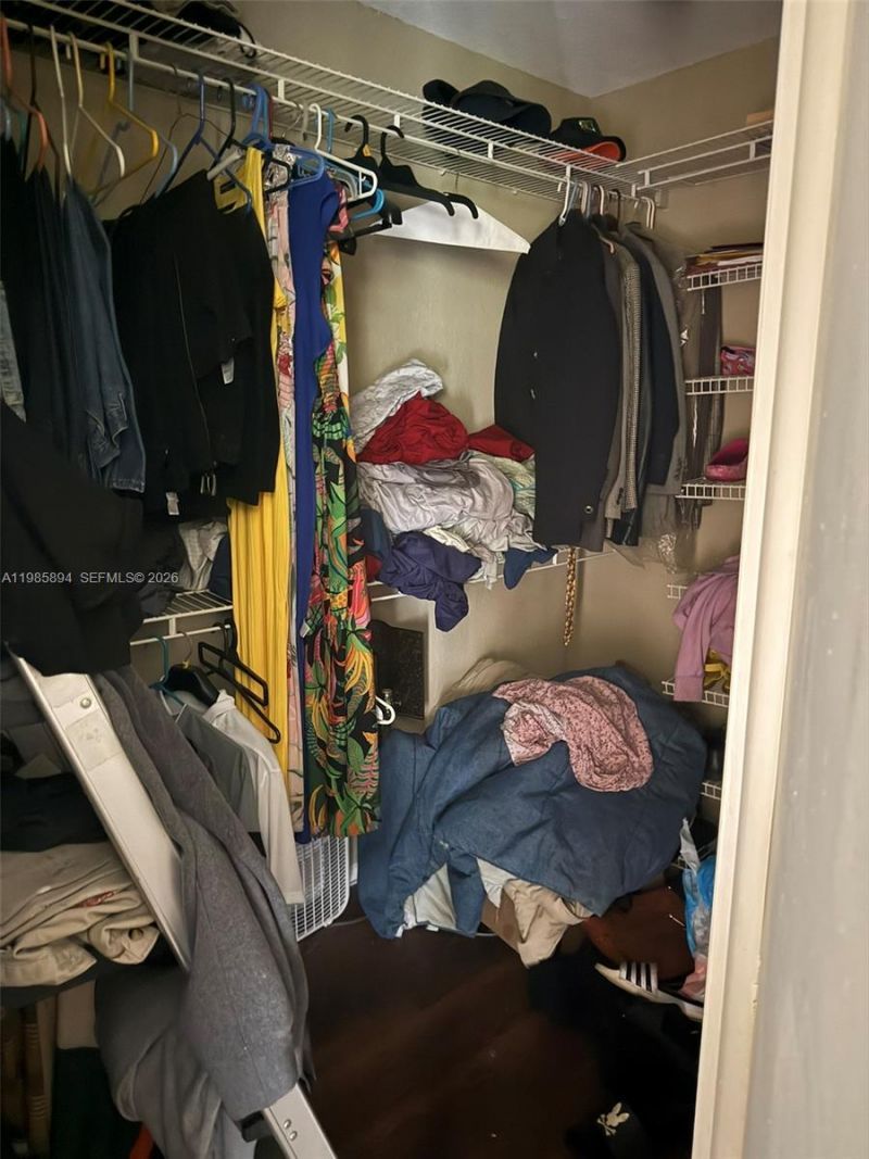 4136 Inverrary Dr, Unit 15C, Lauderhill, FL 33319 Photo