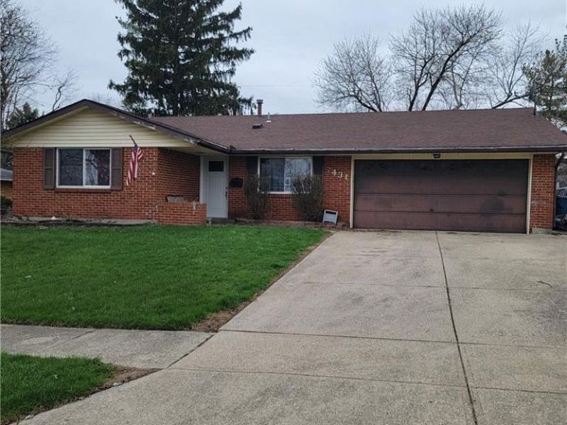 7431 Troy Manor Road, Huber Heights, OH 45424 Photo 1