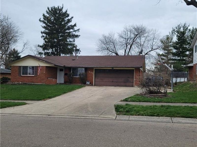 7431 Troy Manor Road, Huber Heights, OH 45424 Photo 22