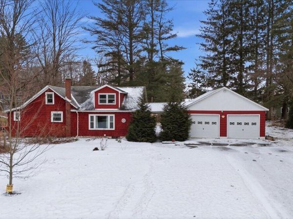 5518 Crooked Street, Galway, NY 12025