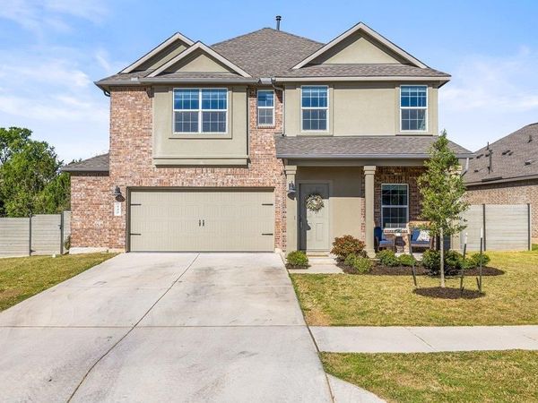 440 Wolf Springs RD, Georgetown, TX 78628