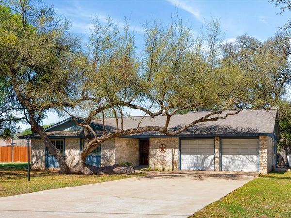 110 Cedar DR , Mountain City, TX 78610