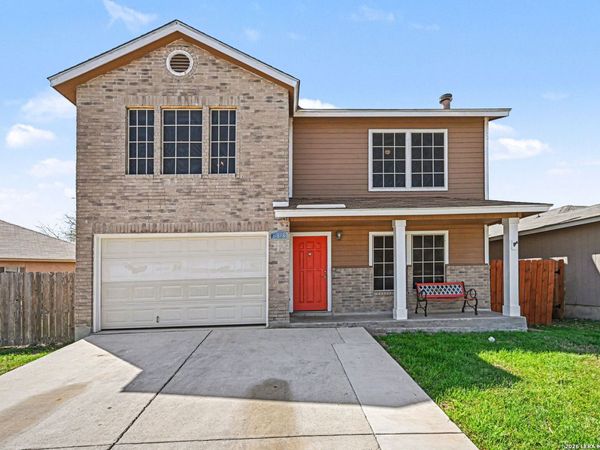 6858 Cape Meadow, Converse, TX 78109