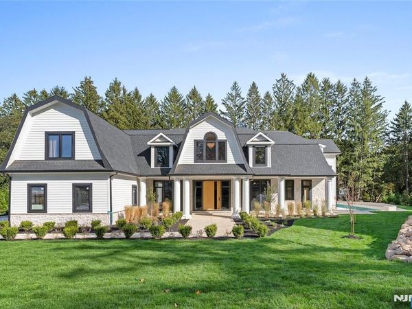 48 Pleasant Avenue, Upper Saddle River, NJ 07458