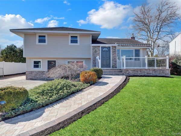 19 Gardenia Drive , Commack, NY 11725