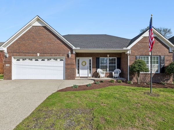 1737 Auburn Ln, Columbia, TN 38401