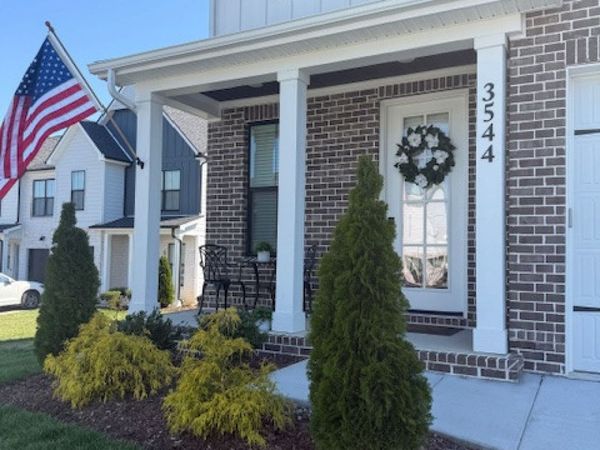 3544 Burgate Trl , Thompsons Station, TN 37179