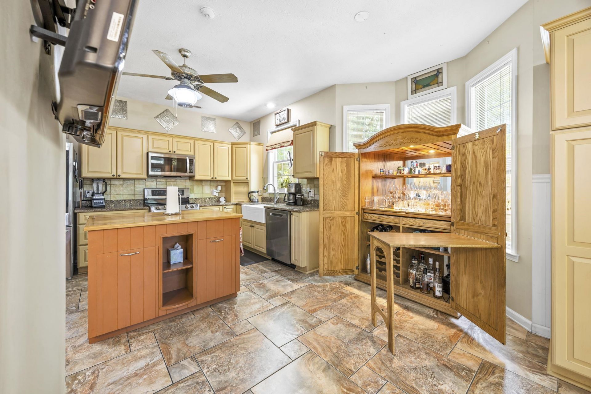 1419 Lighthouse Dr. Photo 10