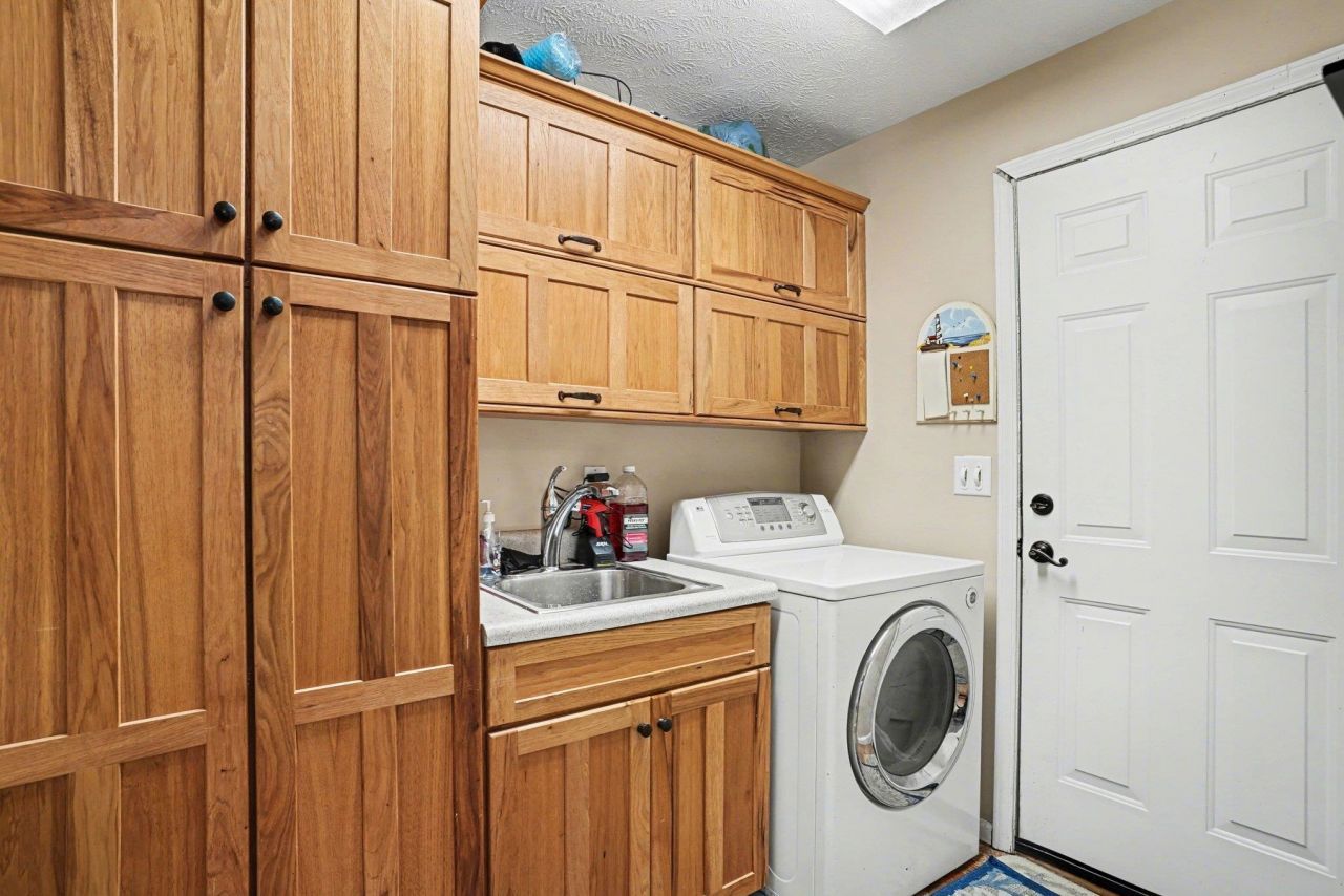 1419 Lighthouse Dr. Photo 10