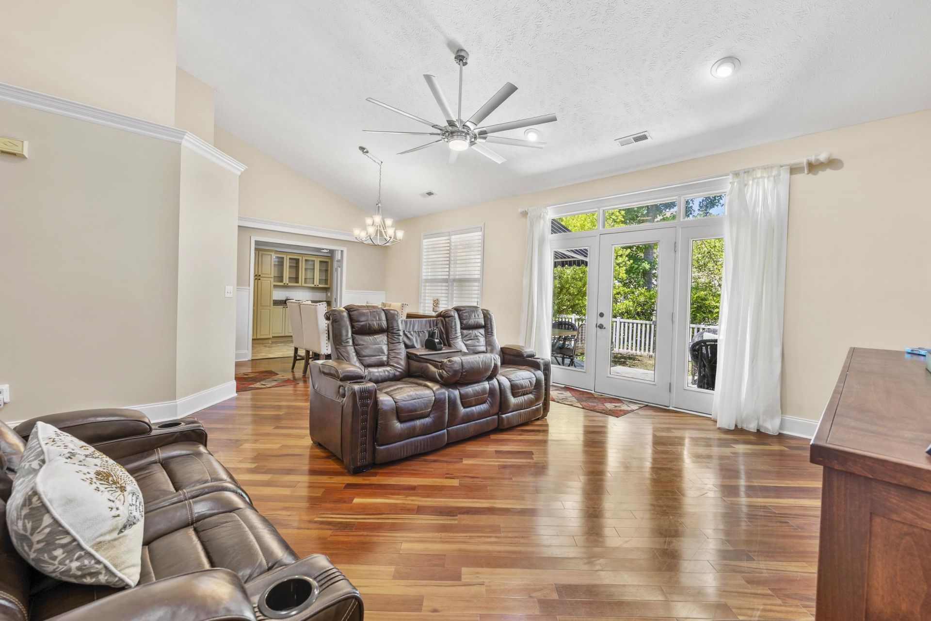 1419 Lighthouse Dr. Photo 5
