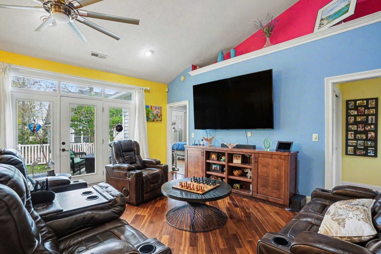 1419 Lighthouse Dr. Photo 5