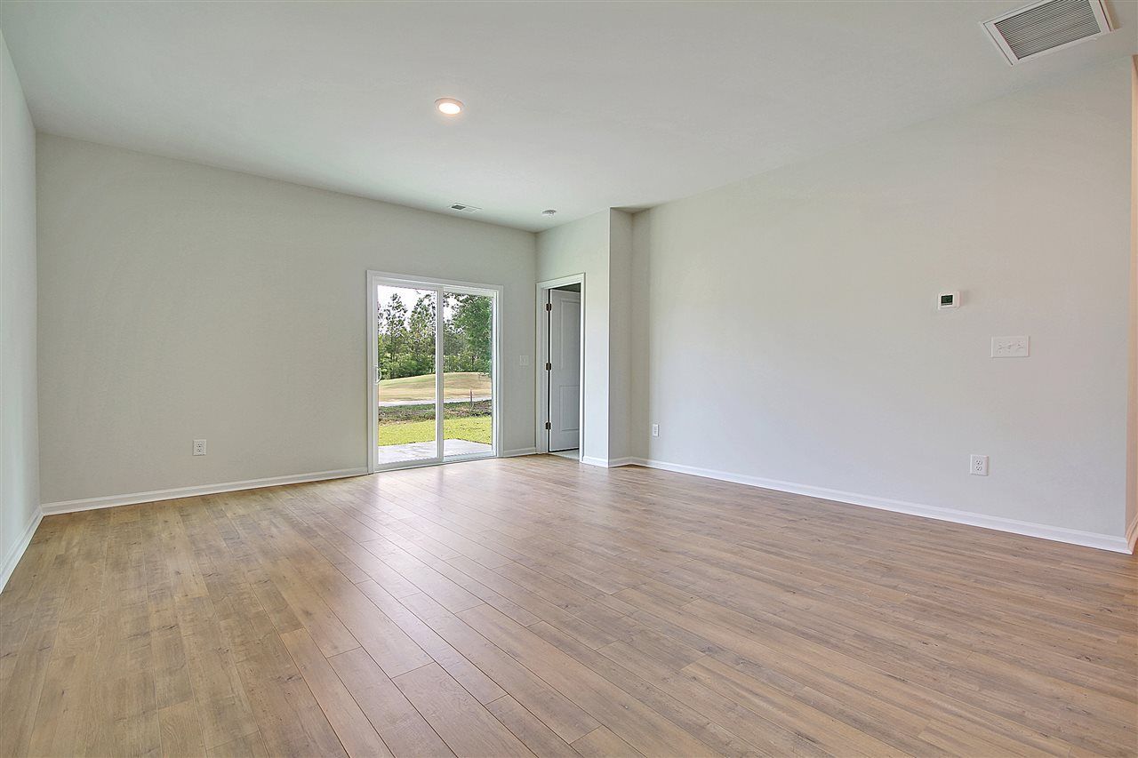 360 Sweet Vernal St Photo 34