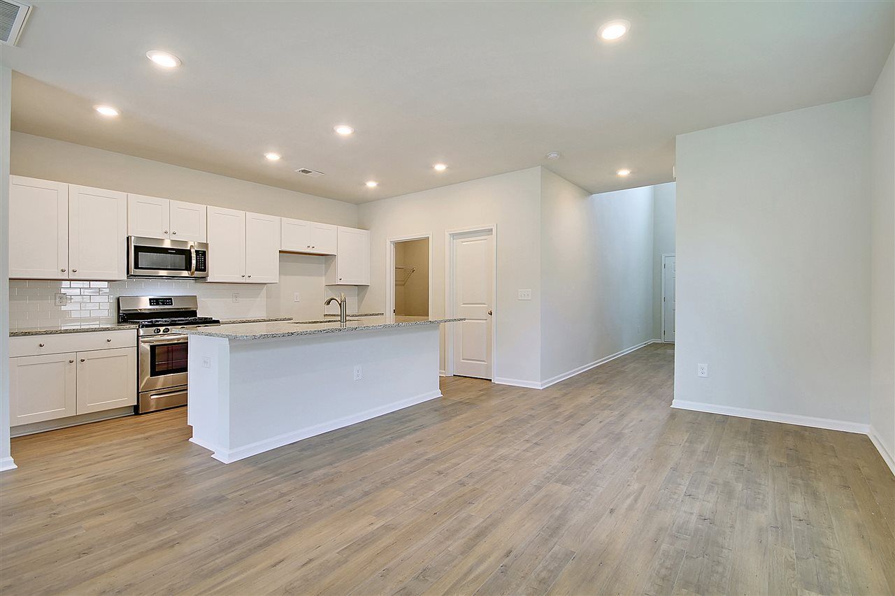 360 Sweet Vernal St Photo 36