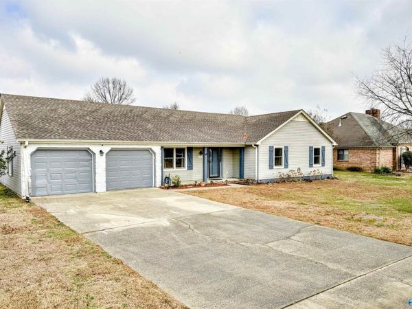 2204 Duncansby Drive, Decatur, AL 35603