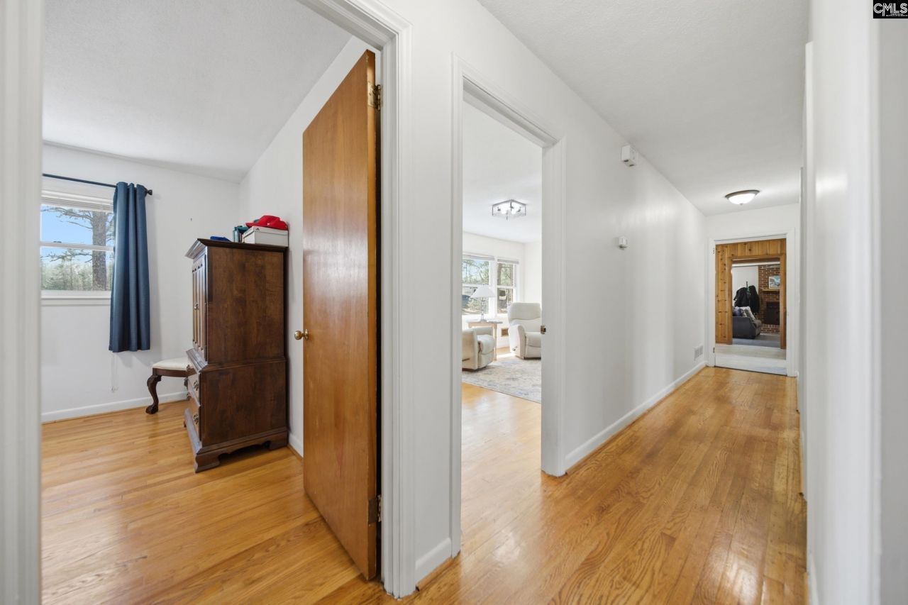 7126 Two Notch Road Photo 10