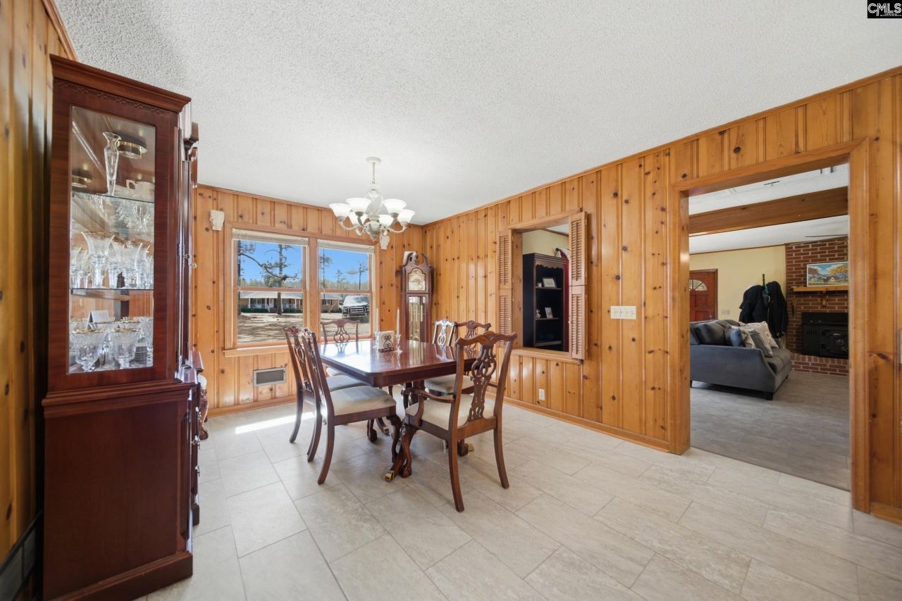 7126 Two Notch Road Photo 20