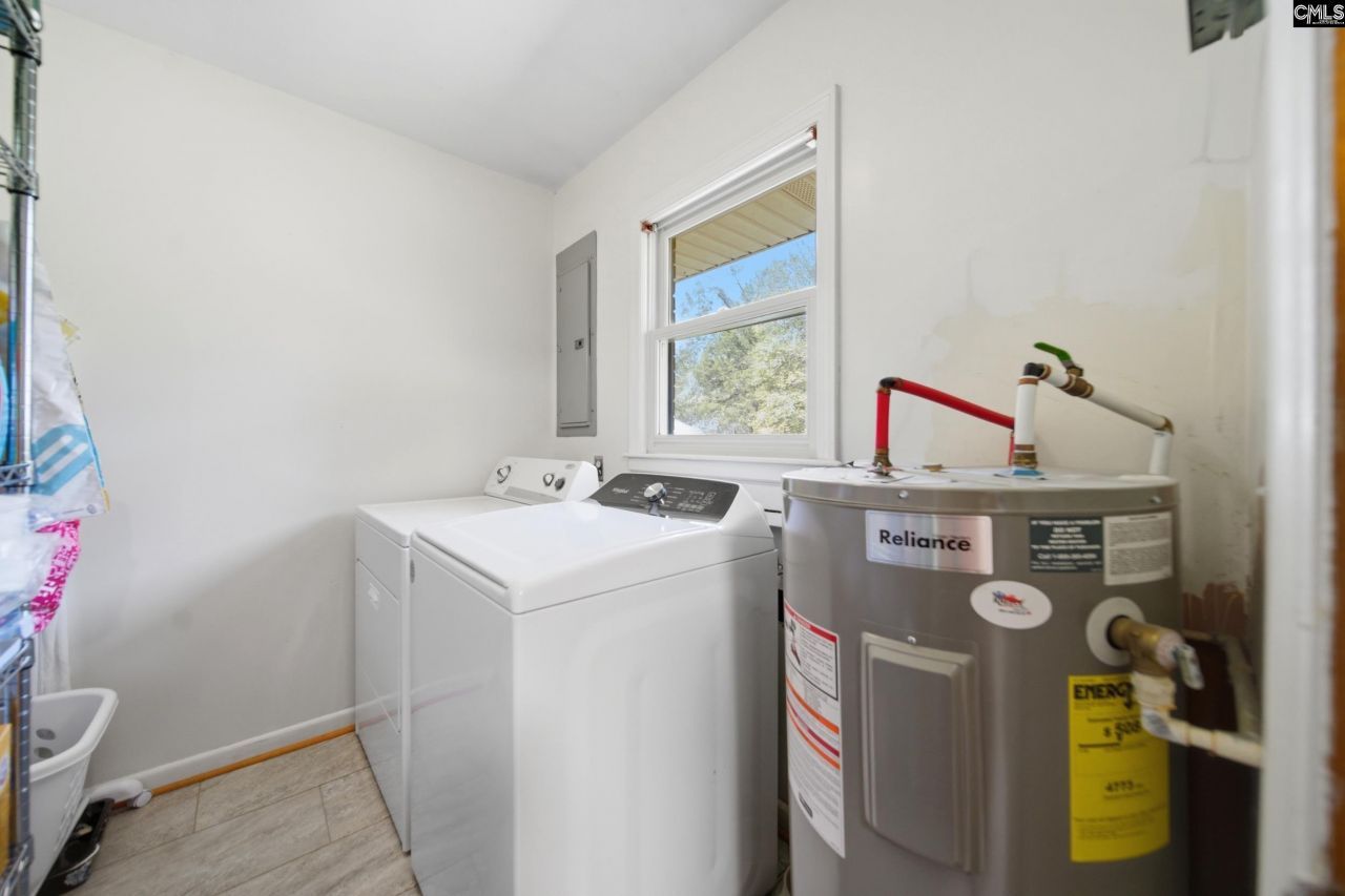 7126 Two Notch Road Photo 23