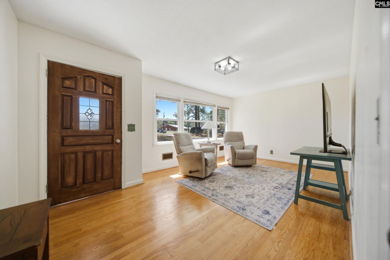 7126 Two Notch Road Photo 7