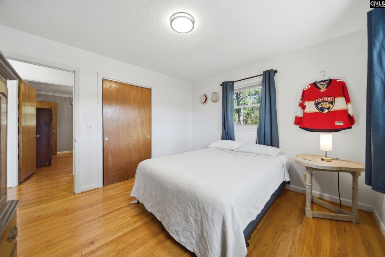 7126 Two Notch Road Photo 9