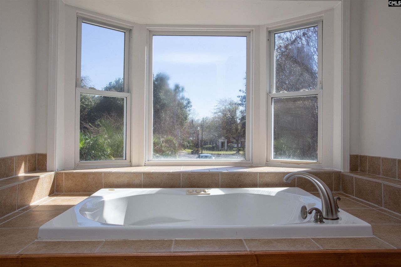 1700 Broad Street  Photo 28