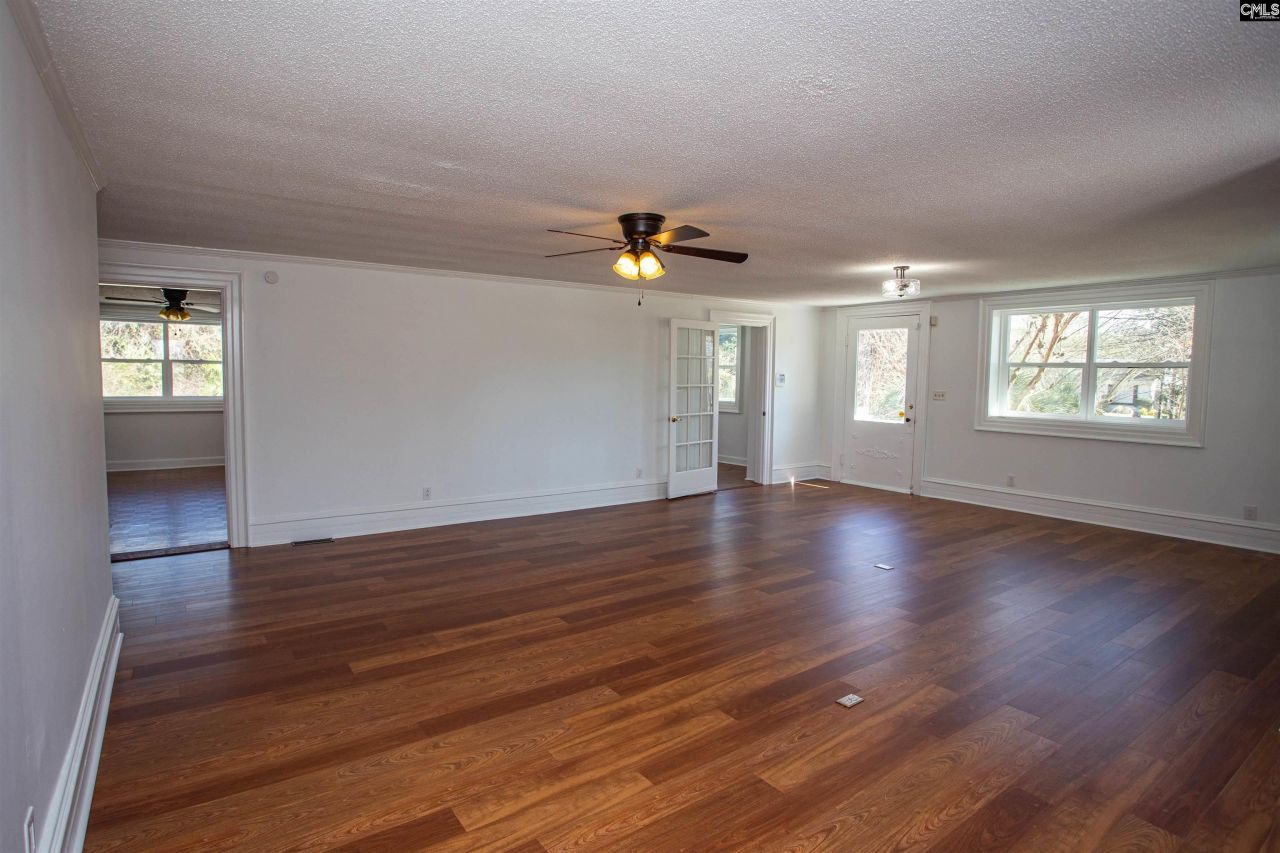 1700 Broad Street  Photo 4