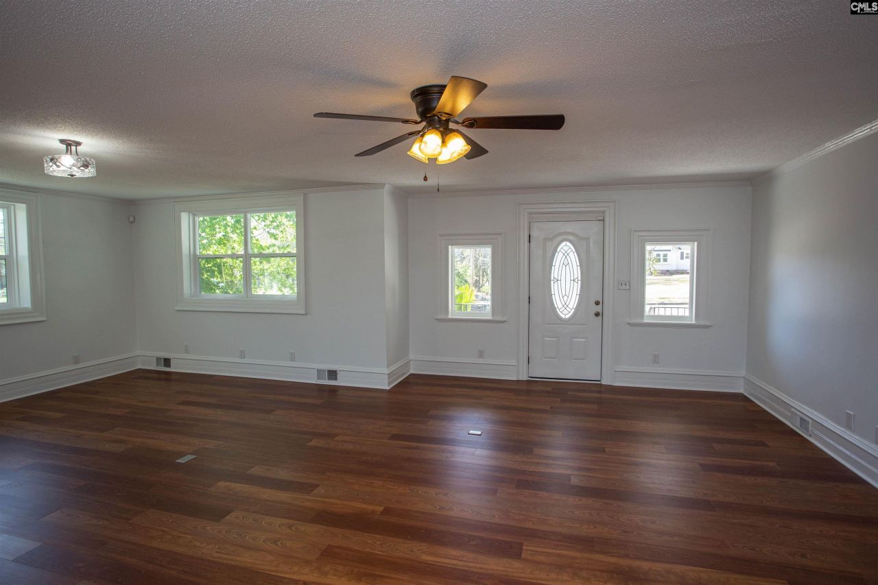 1700 Broad Street  Photo 6