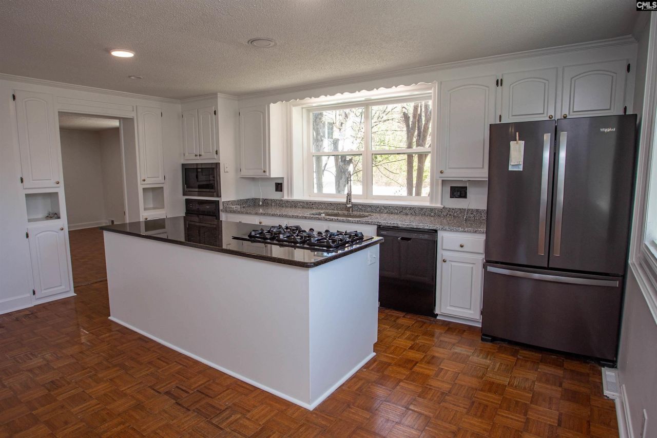 1700 Broad Street  Photo 7