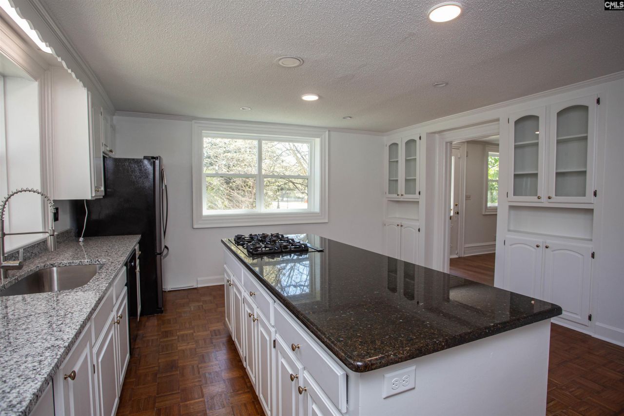 1700 Broad Street  Photo 9