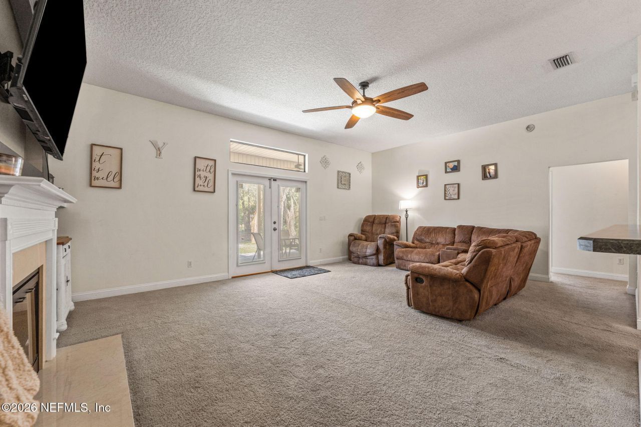 321 Velvet Drive, Jacksonville, FL 32220 Photo