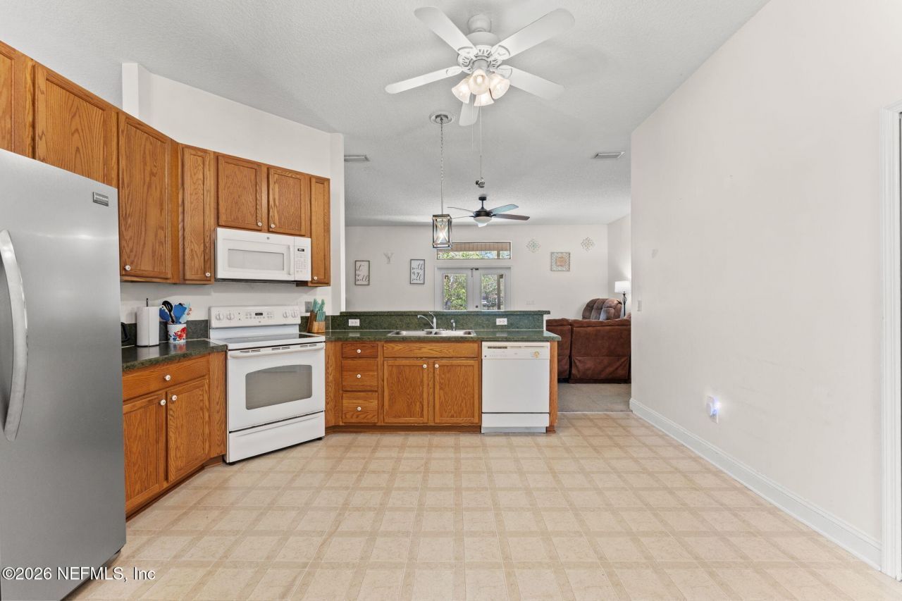 321 Velvet Drive, Jacksonville, FL 32220 Photo