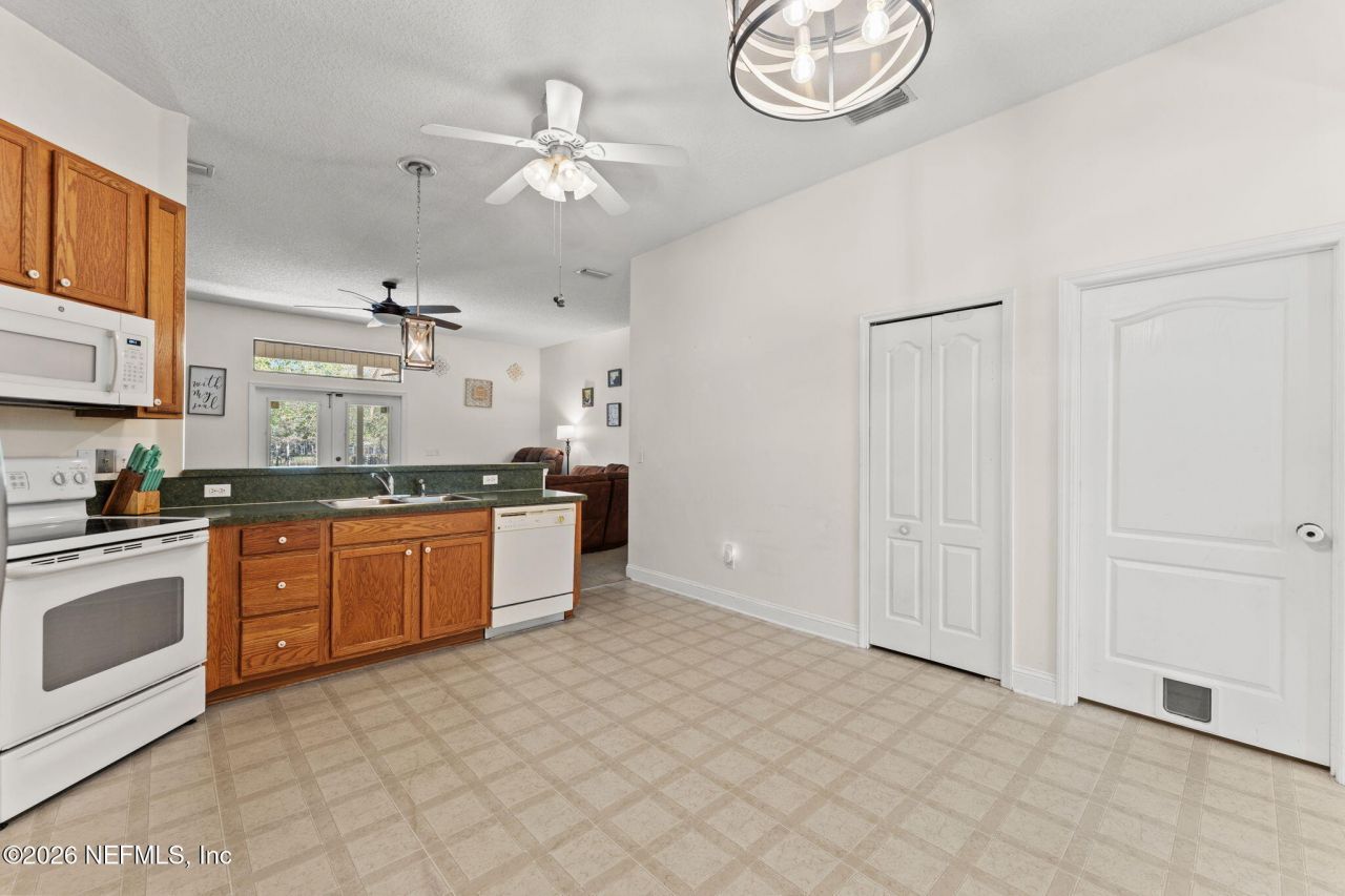 321 Velvet Drive, Jacksonville, FL 32220 Photo