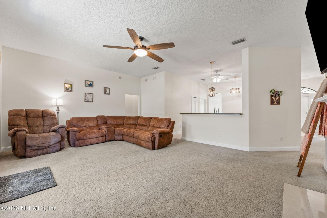 321 Velvet Drive, Jacksonville, FL 32220 Photo