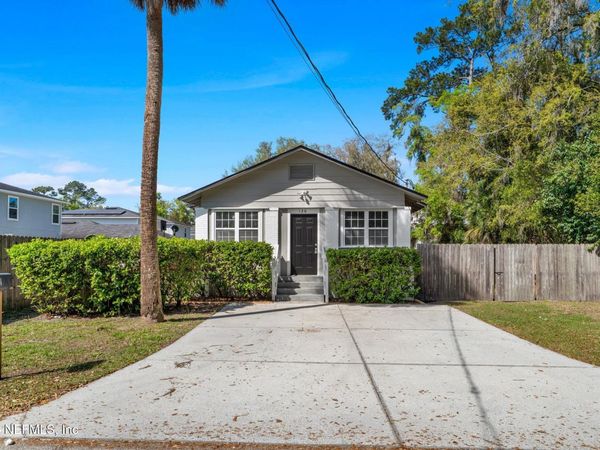 126 BOWLAN Street S, Jacksonville, FL 32216