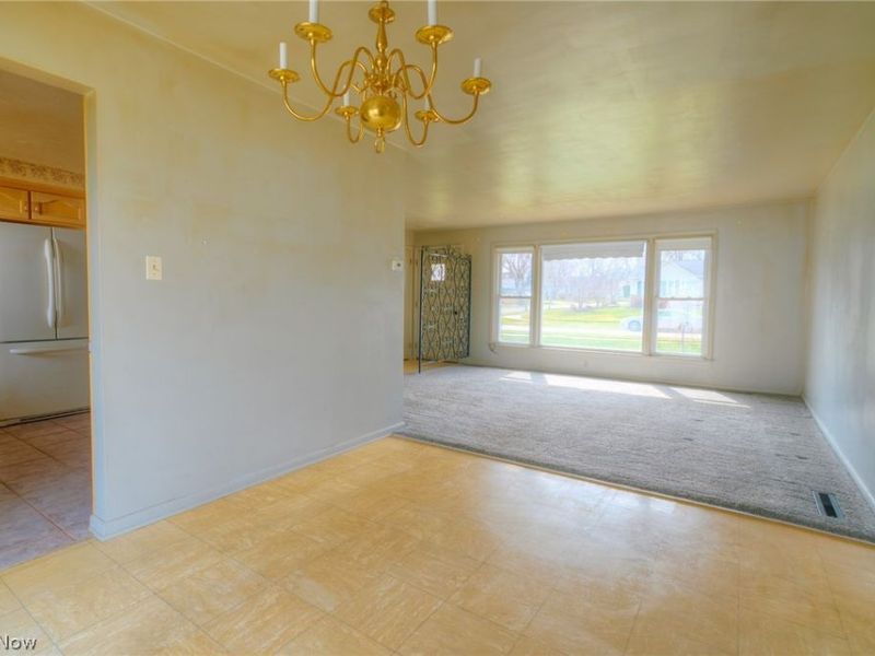 6413 Longridge Road , Mayfield Heights, OH 44124 Photo 10