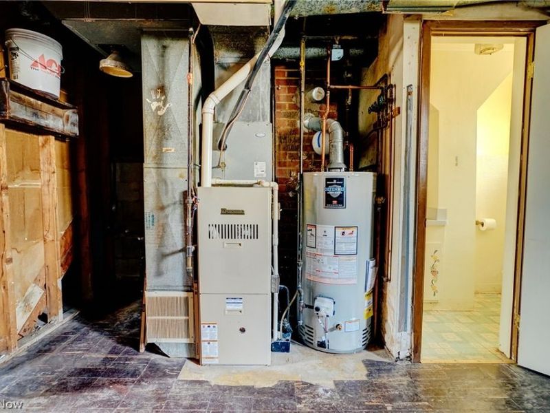 6413 Longridge Road , Mayfield Heights, OH 44124 Photo 28