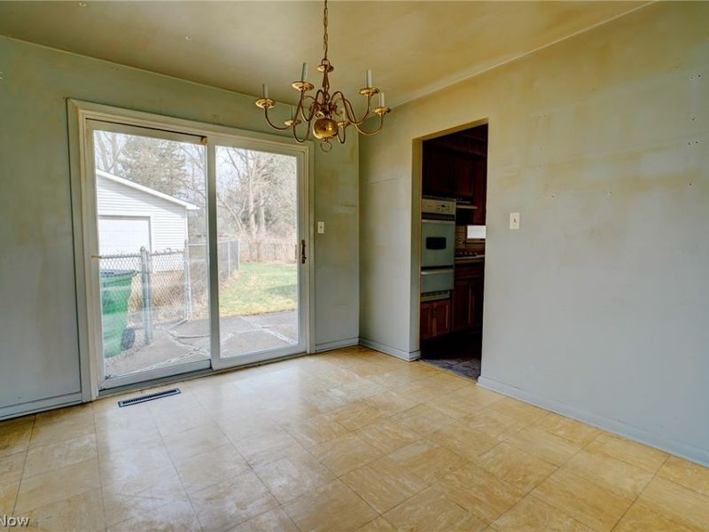 6413 Longridge Road , Mayfield Heights, OH 44124 Photo 8