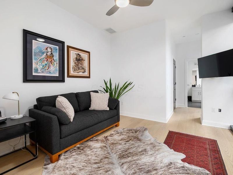 250 W Spring Street , Unit 716, Columbus, OH 43215 Photo 18