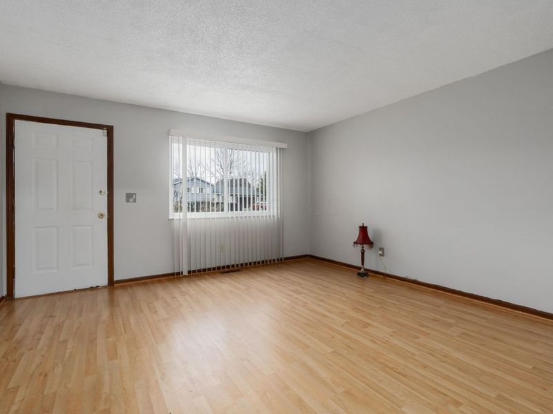 3001 Bretton Woods Drive, Columbus, OH 43231 Photo 3