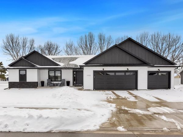 1902 Brooklyn PLACE, Holmen, WI 54636