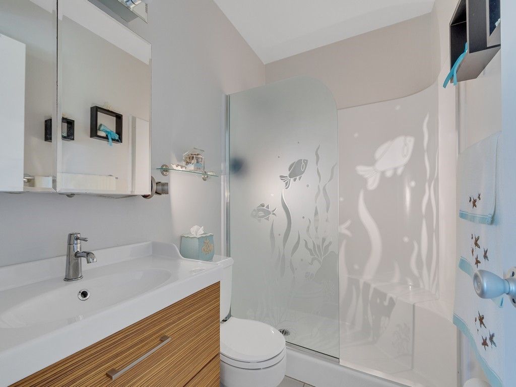 68 Royal Oak Court, Unit 201, Vero Beach, FL 32962 Photo