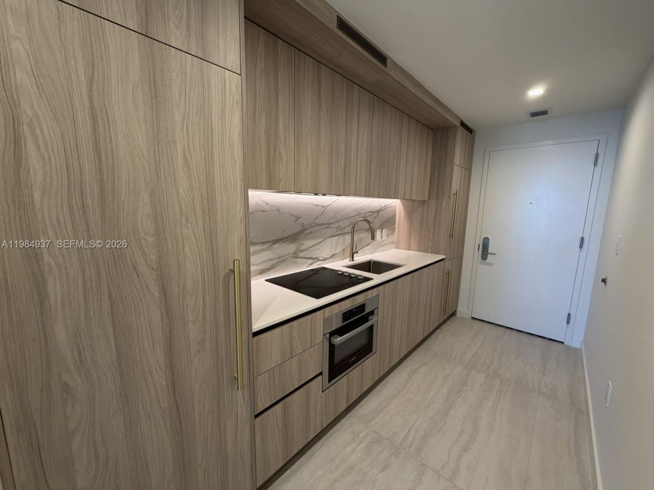 77 SE 5th Street, Unit 4004, Miami, FL 33131 Photo
