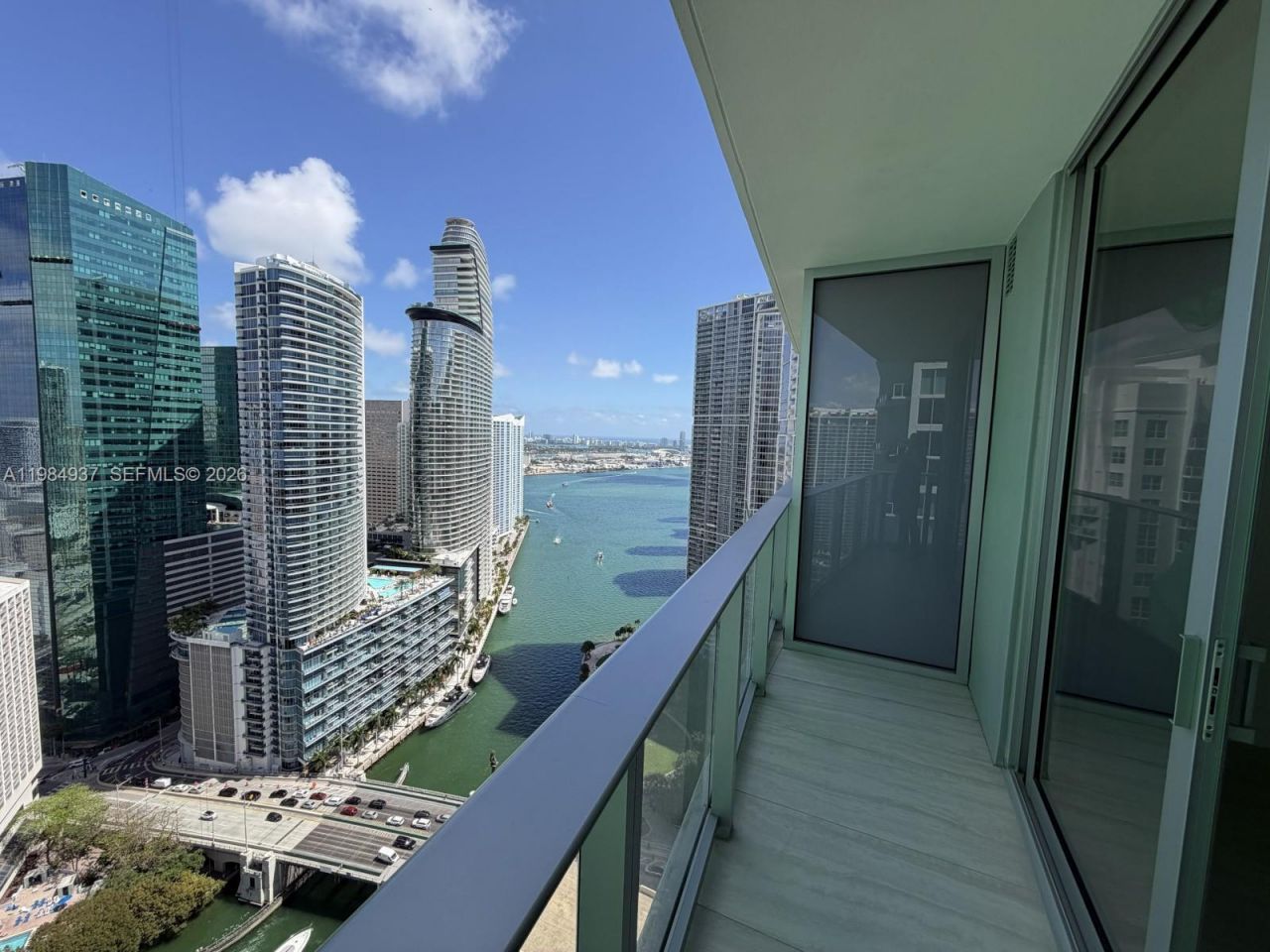 77 SE 5th Street, Unit 4004, Miami, FL 33131 Photo