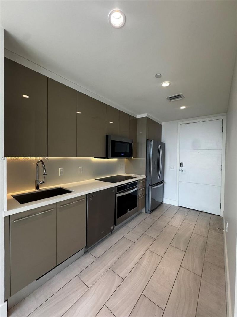 2000 Metropica Way , Unit 408, Sunrise, FL 33323 Photo